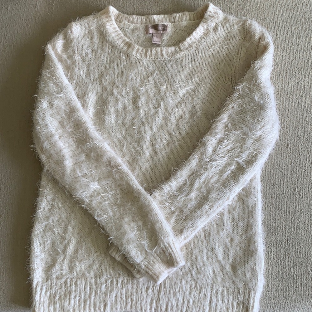 Super soft fuzzy forever 21 sweater!